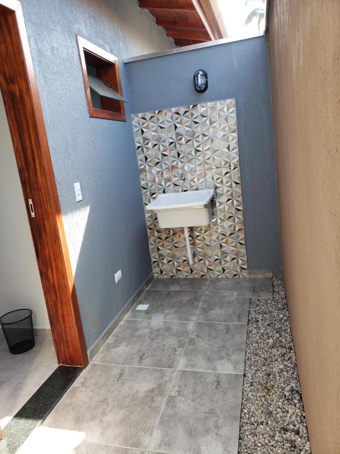 Suítes Verano Ubatuba - NOVAS - Bairro de Itaguá com piscina Esterno foto